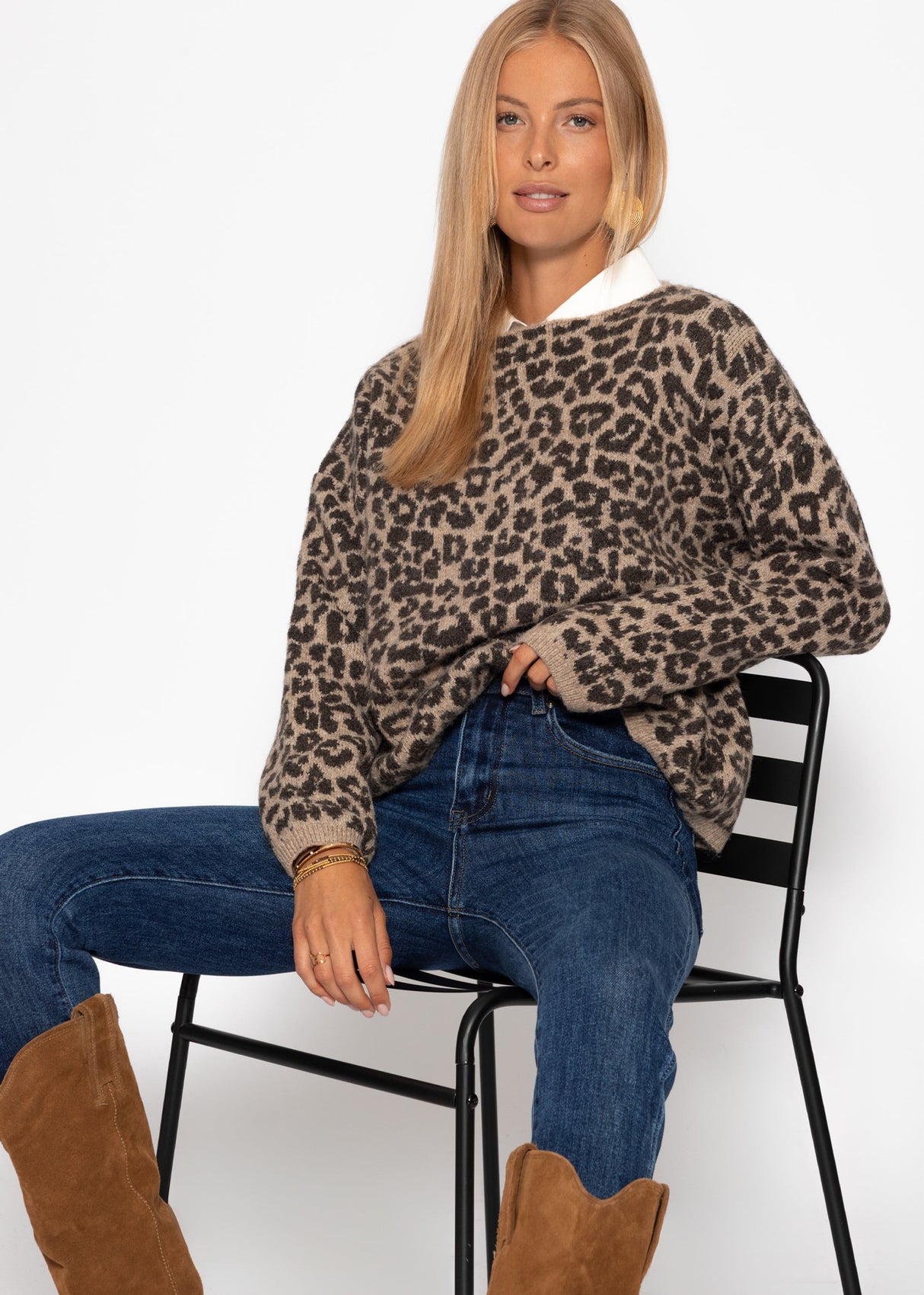 Pullover mit Leo-Muster - beige