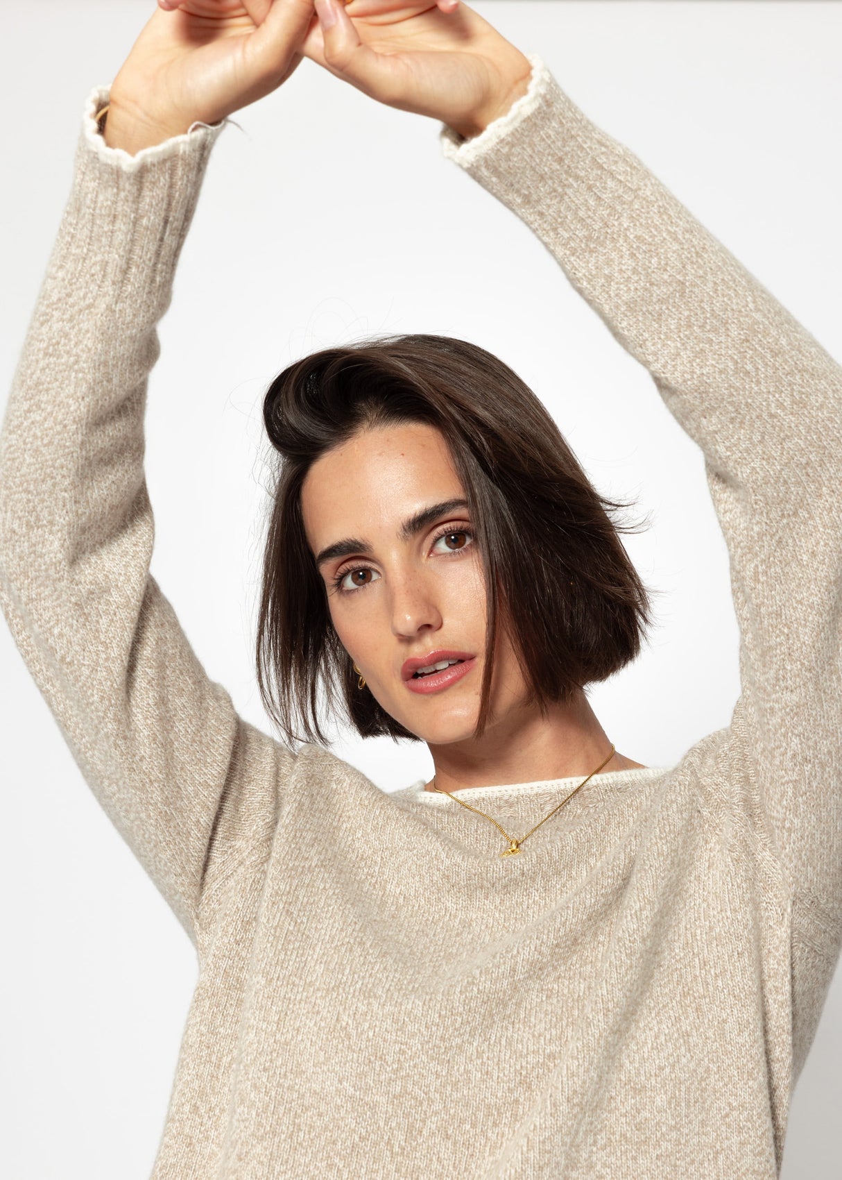 Pullover mit Kontrastblenden und Kaschmiranteil - beige