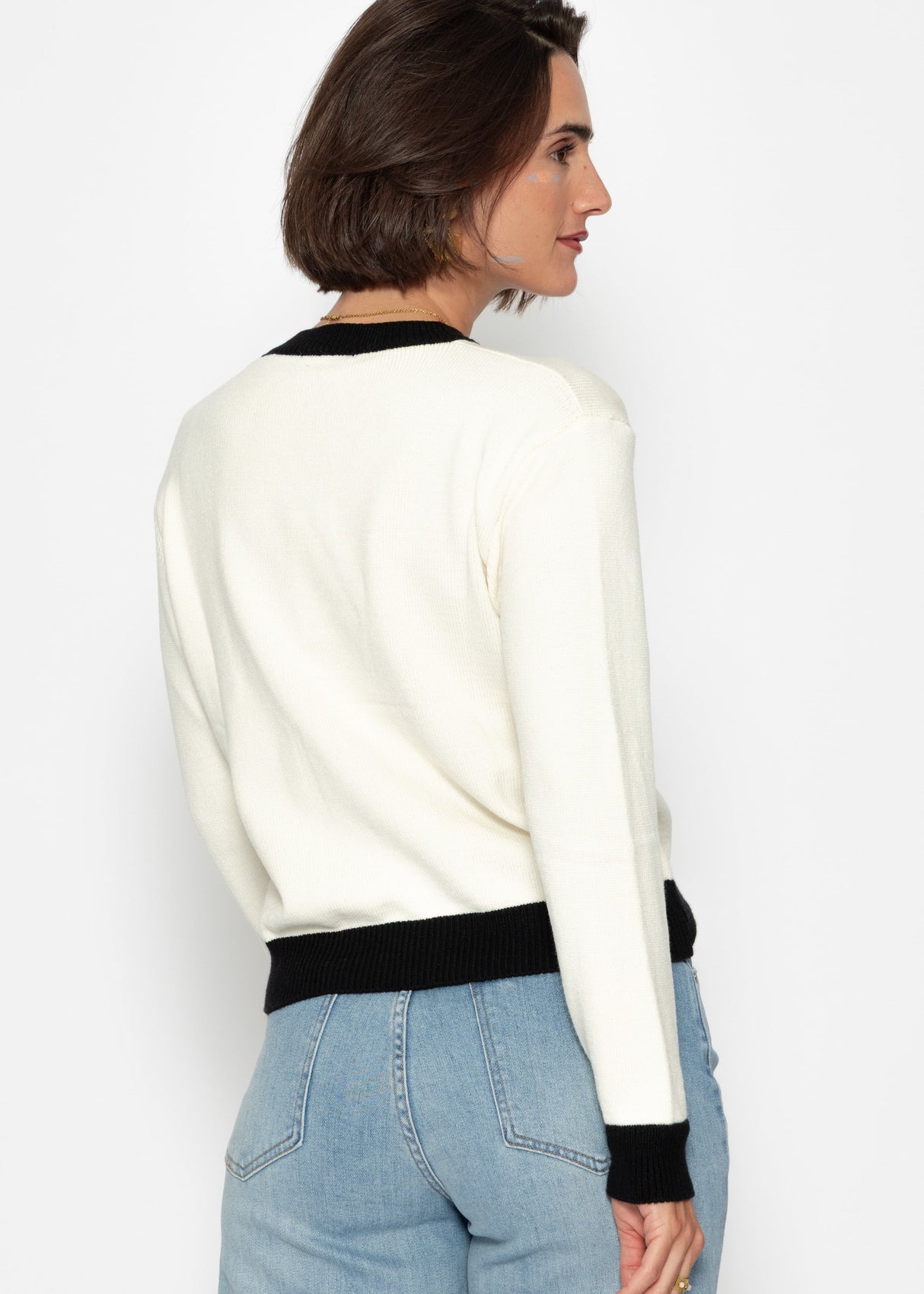 Pullover mit schwarzen Bündchen-Details - offwhite