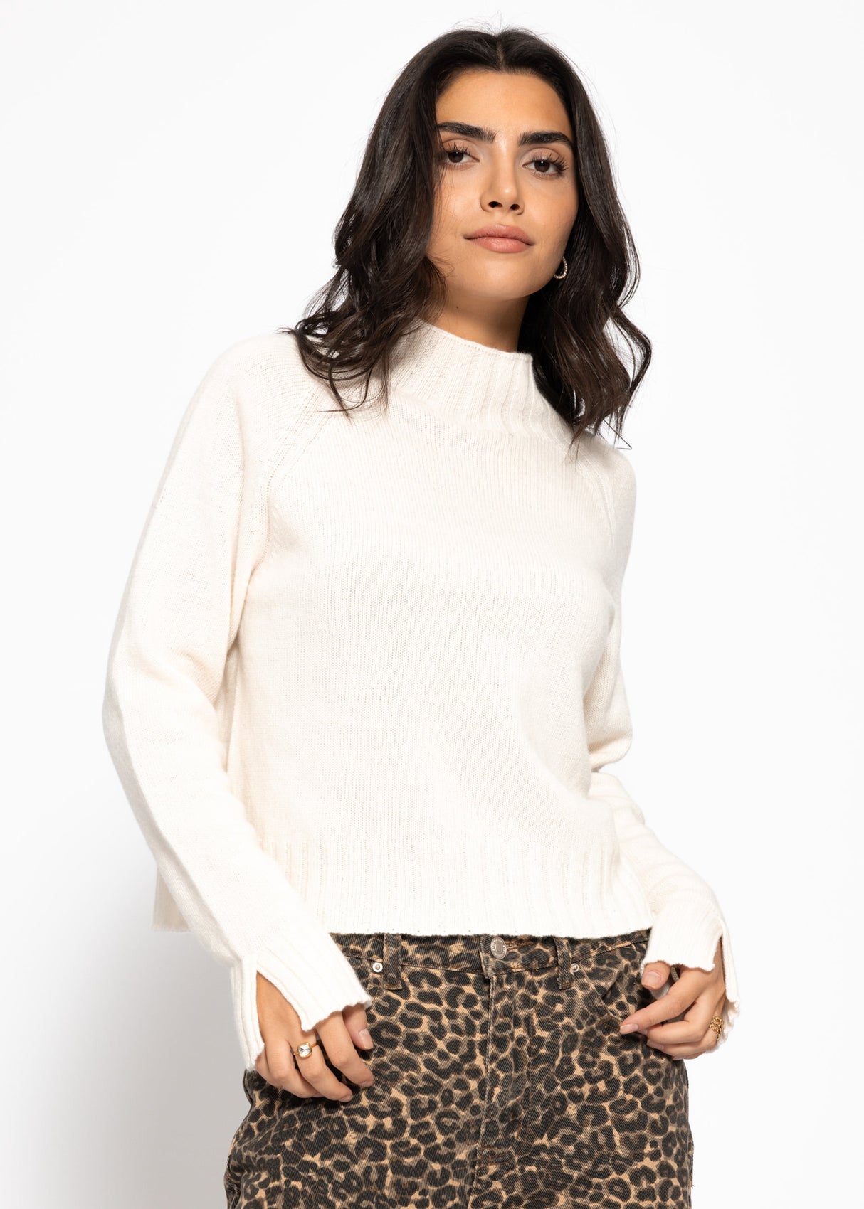 Sweater with stand-up collar and sleeve slits - off-white