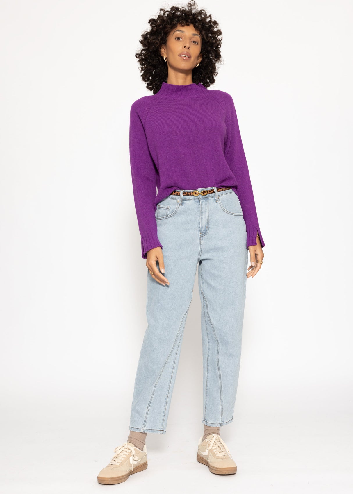 Sweater with stand-up collar and sleeve slits - plum