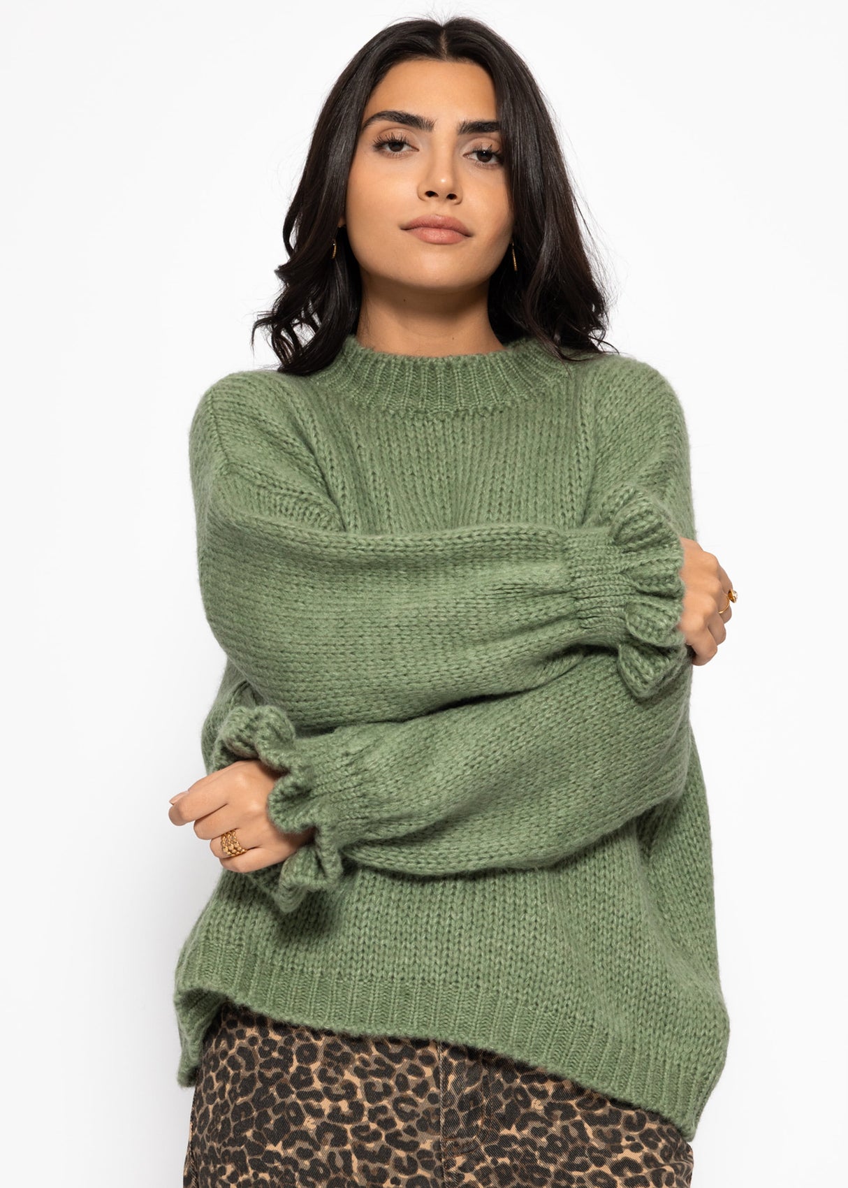 Sweater with flounce sleeves - sage green