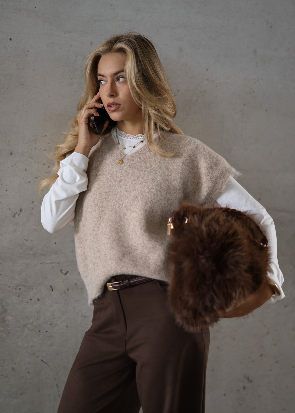 Pullunder mit V-Ausschnitt - beige
