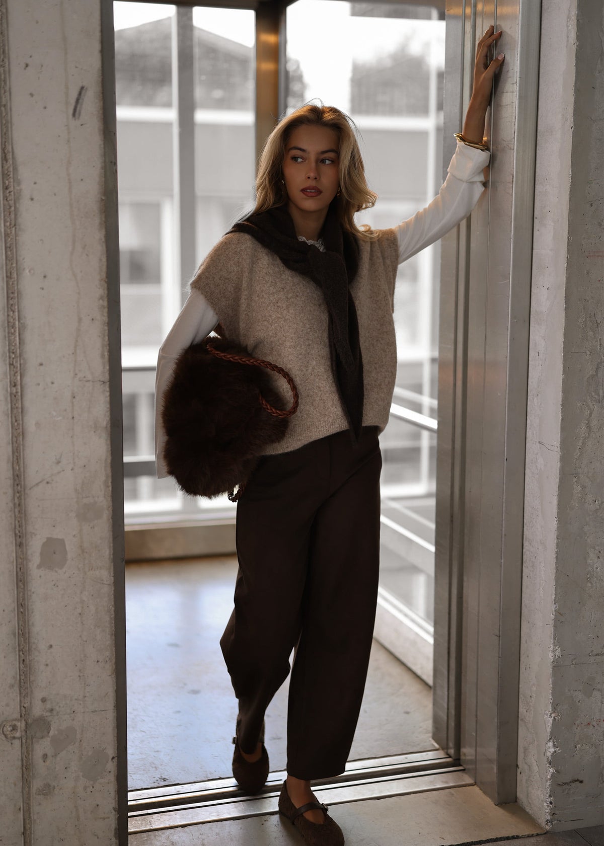 Pullunder mit V-Ausschnitt - beige