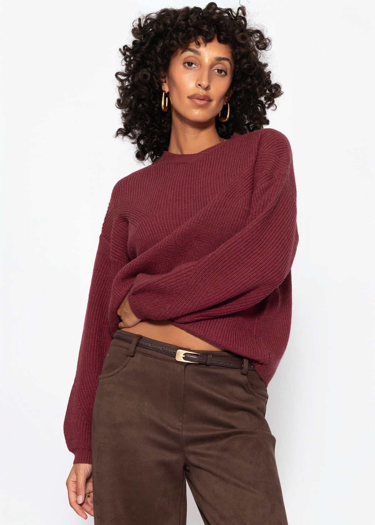 Rippstrickpullover mit hohem V-Ausschnitt - berry