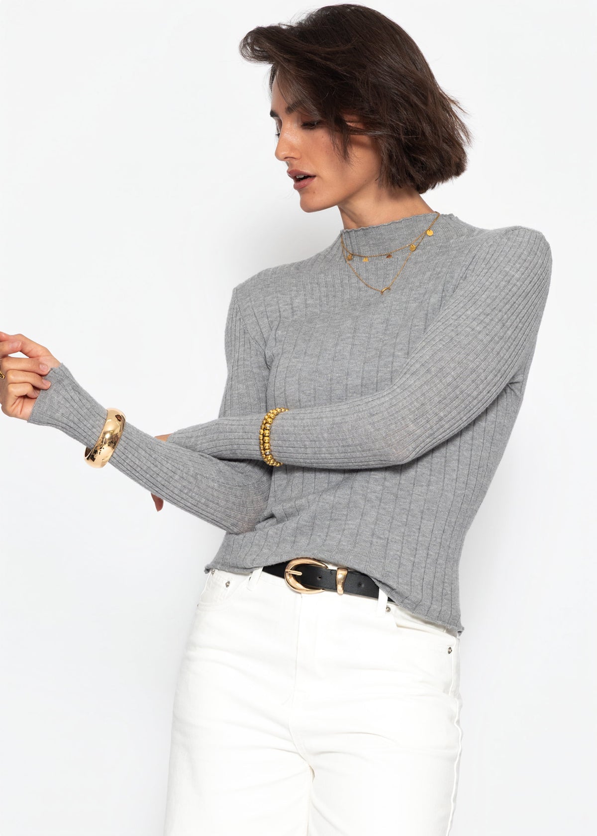 Rib knitting sweater with stand -up collar - gray