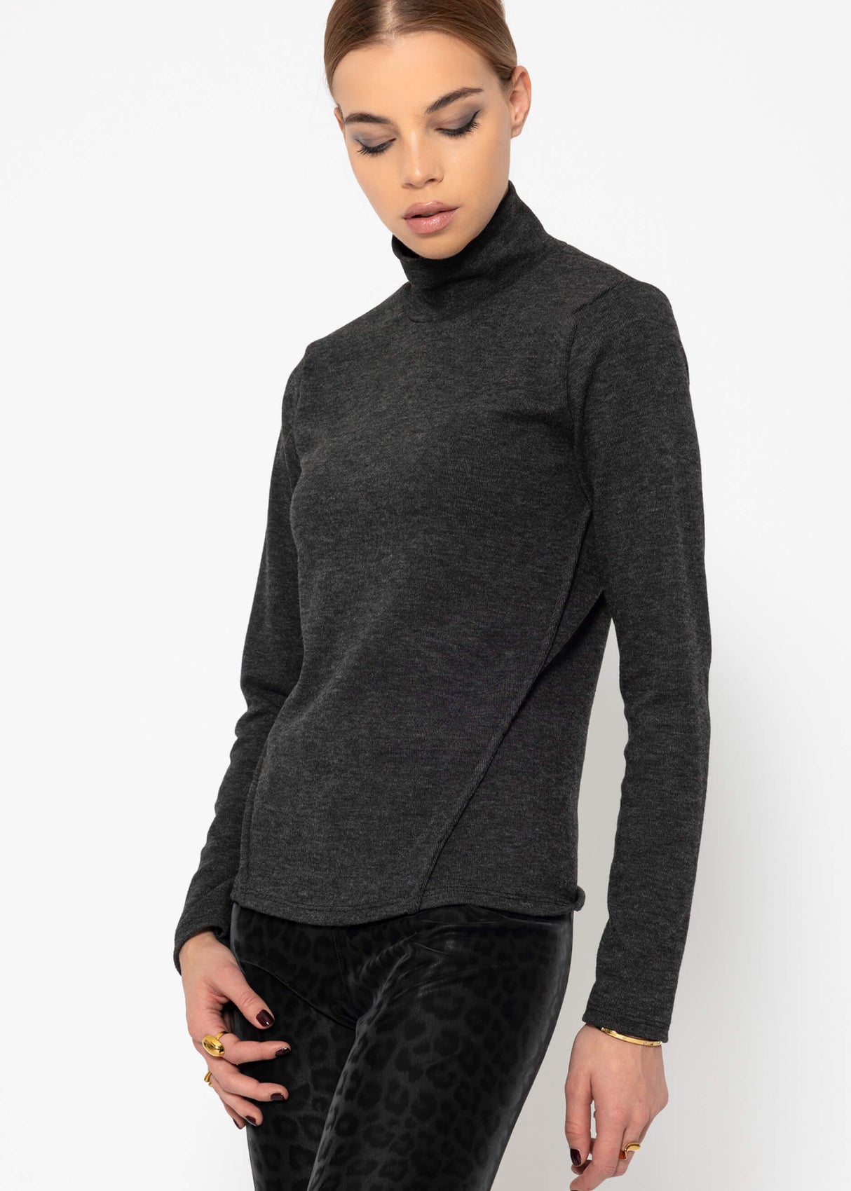 Turtleneck shirt with decorative seams - dark gray mottled