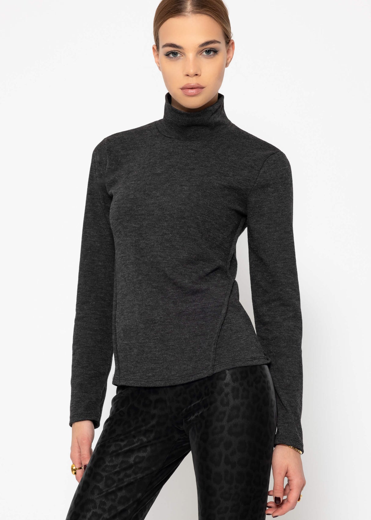 Turtleneck shirt with decorative seams - dark gray mottled
