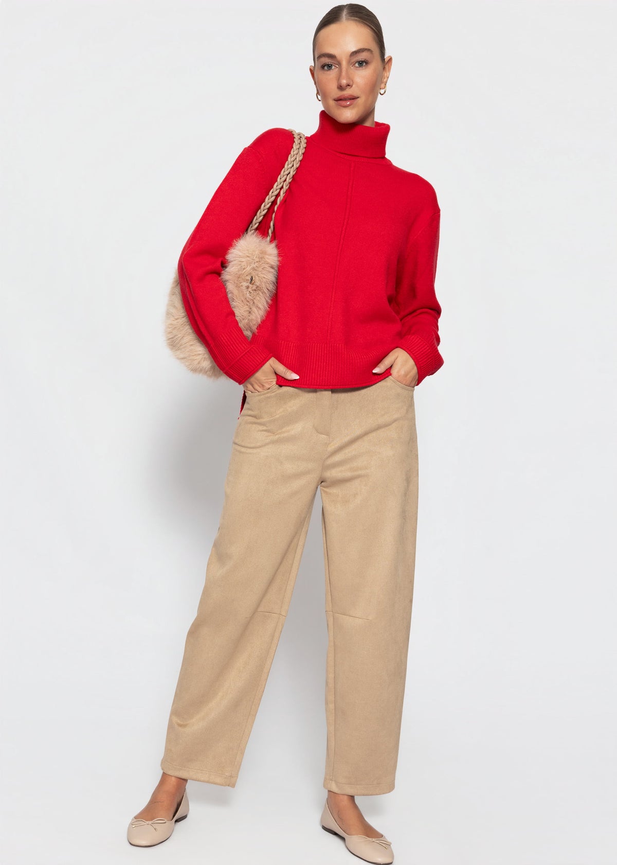 Rollkragenpullover mit Ziernaht - rot