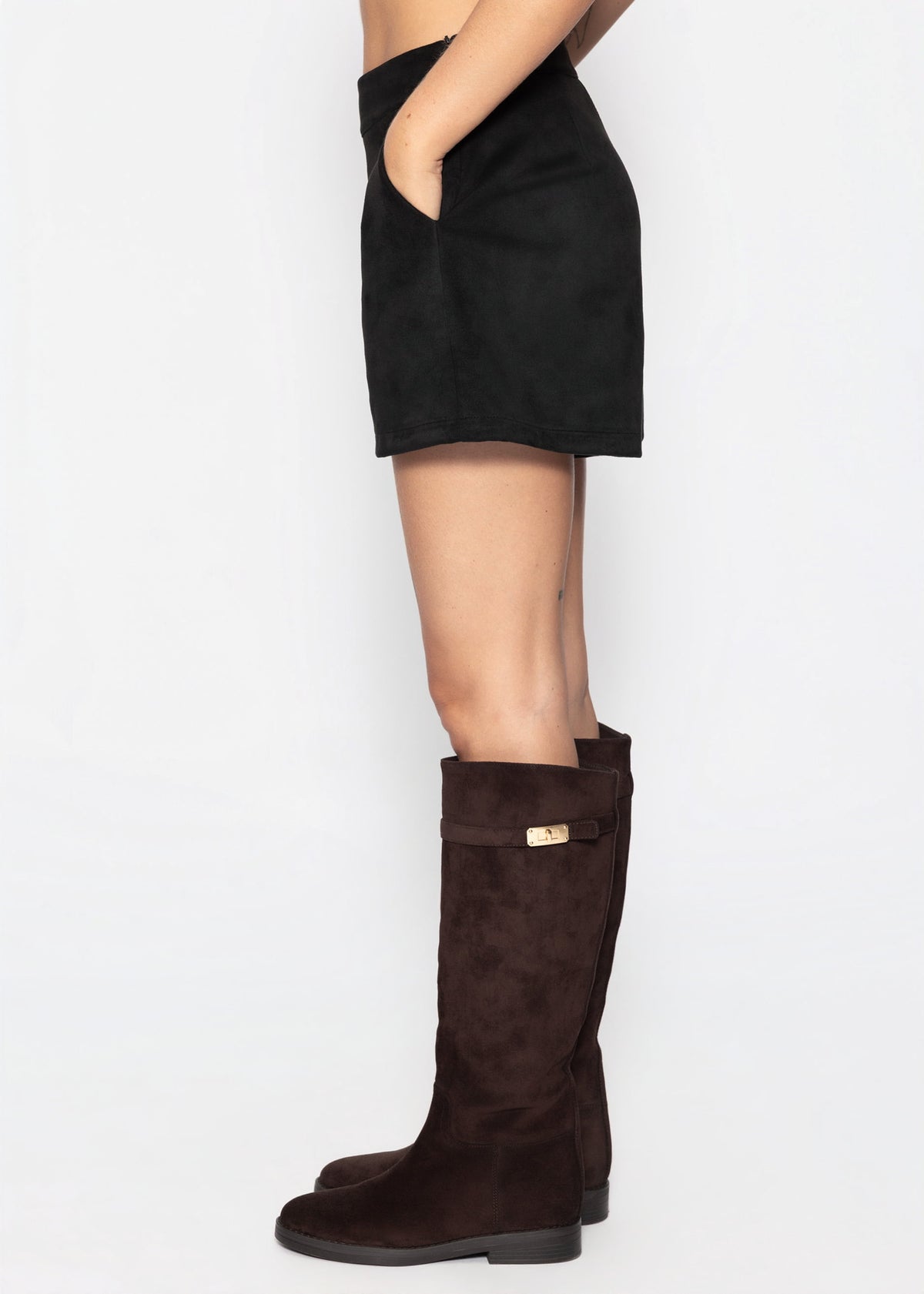 Shorts in Wildlederoptik - schwarz