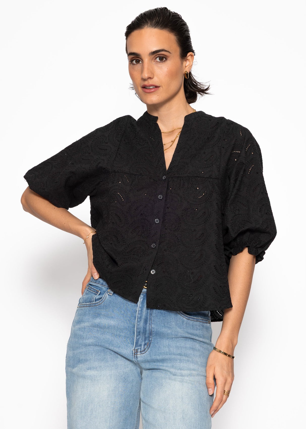 Spitzen Bluse mit kurzen Ballonärmeln - schwarz