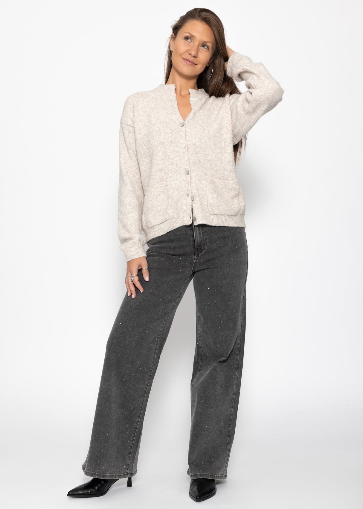 Strickjacke mit aufgesetzten Taschen - greige