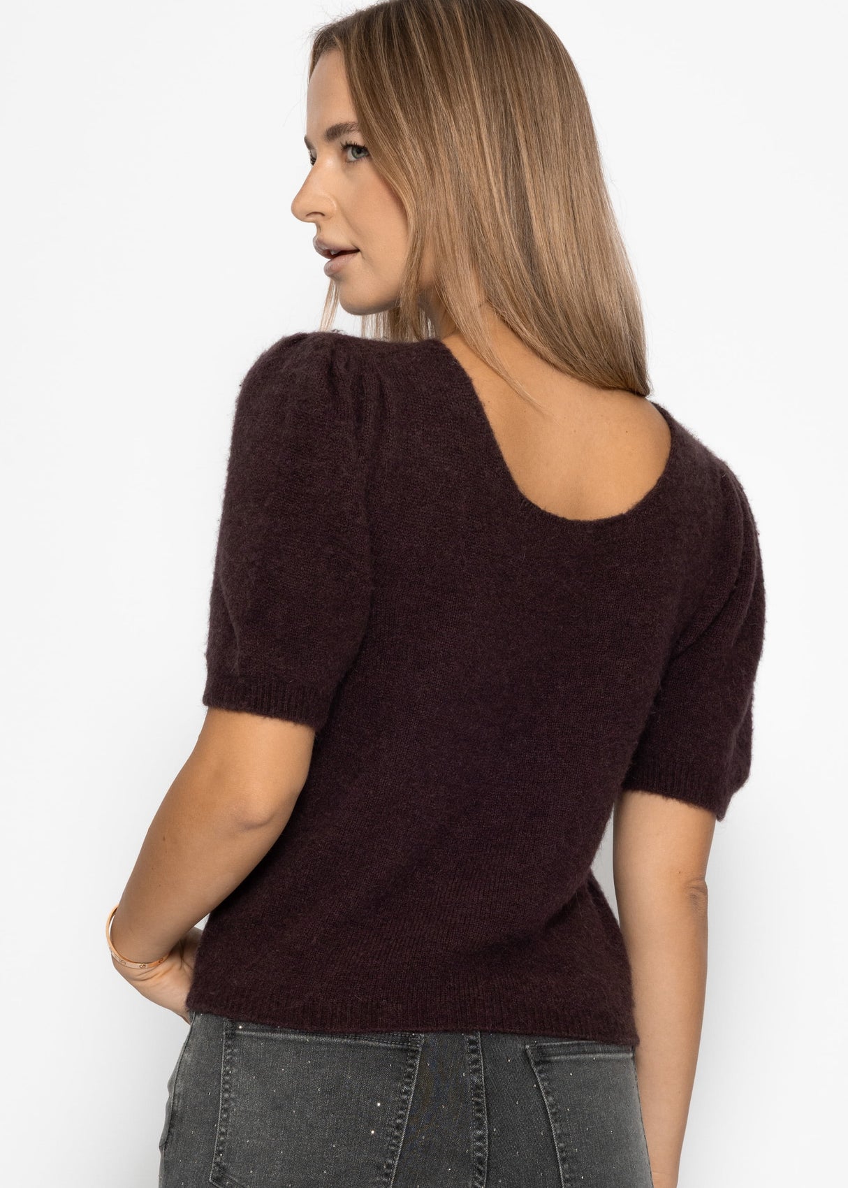 Knitted top with puff sleeves - aubergine brown