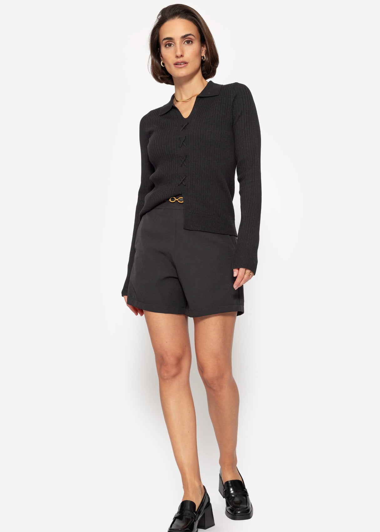 Strickoberteil mit Schnürdetail - schwarz