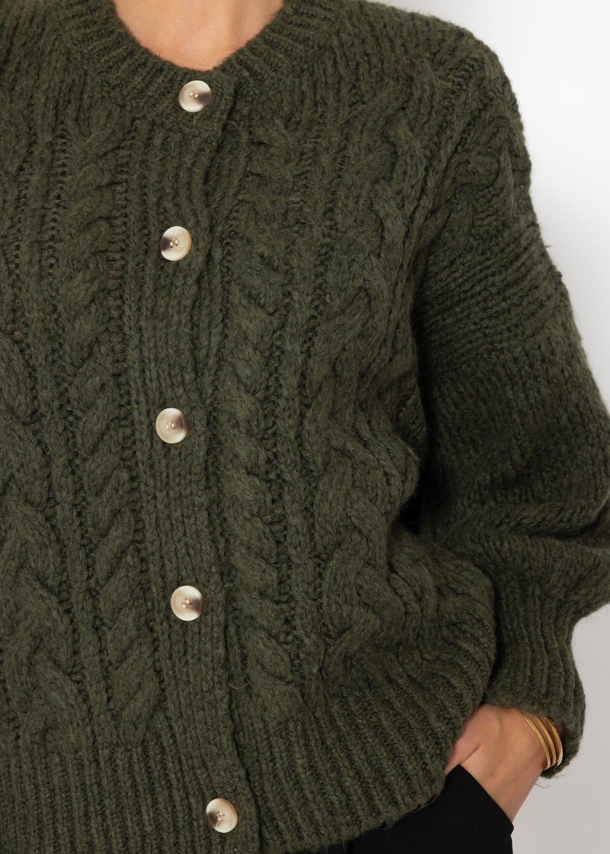 Super fluffy cable-knit cardigan - khaki