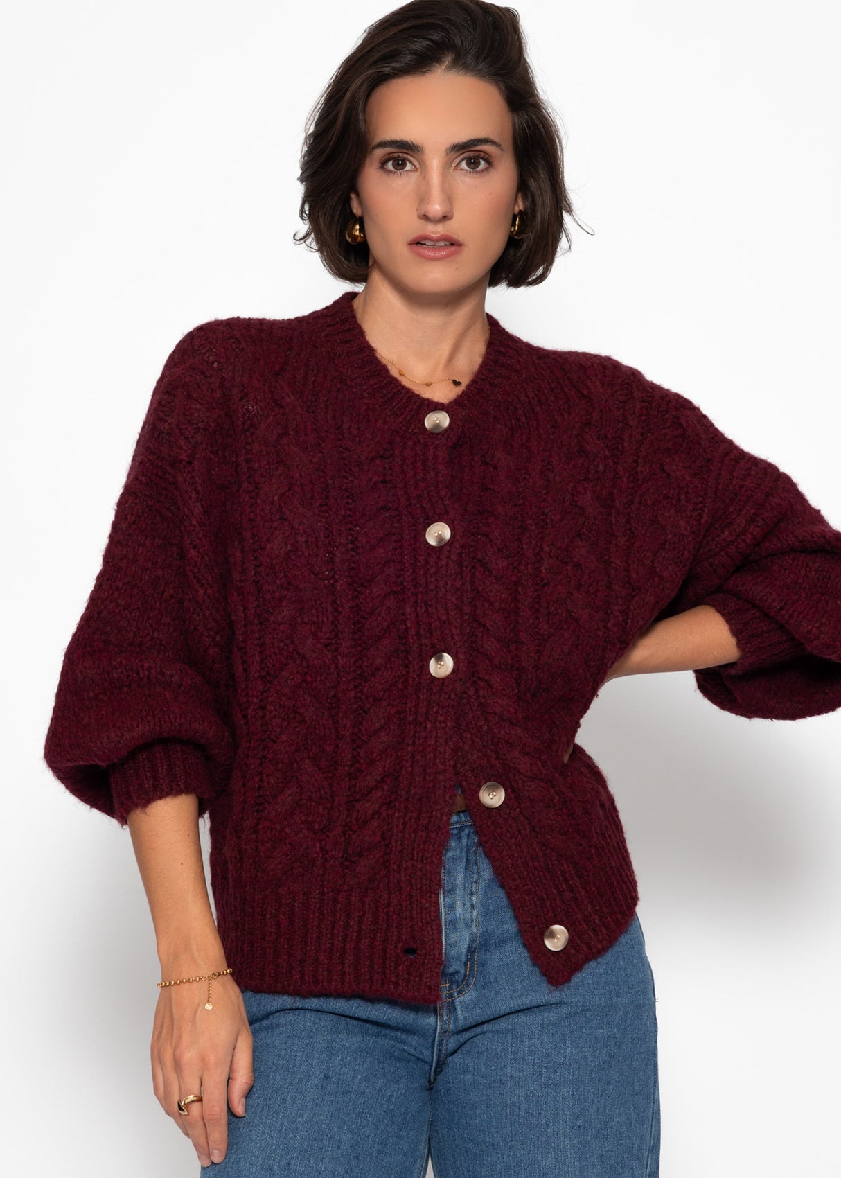 Super flauschige Strickjacke mit Zopfmuster - burgundy