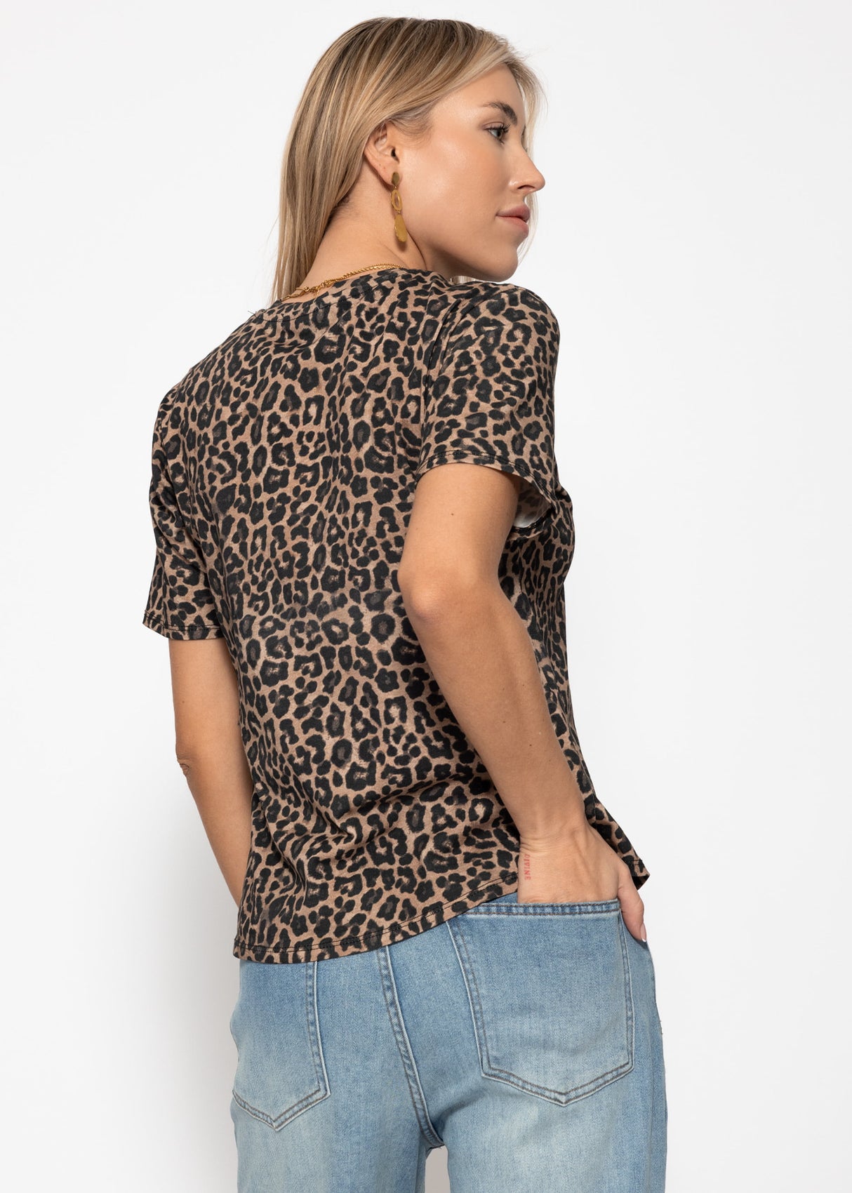 T-shirt with leopard print - brown