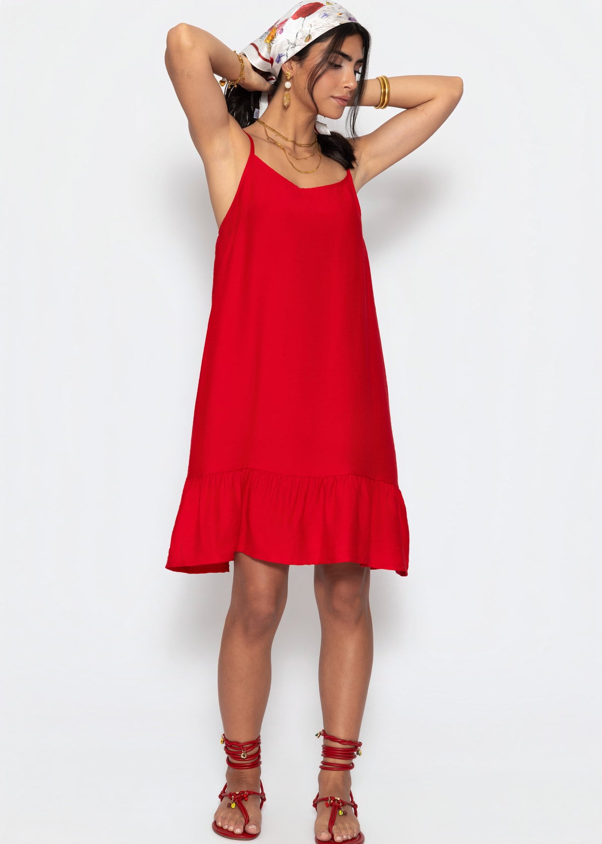 Trägerkleid mit Volant - rot