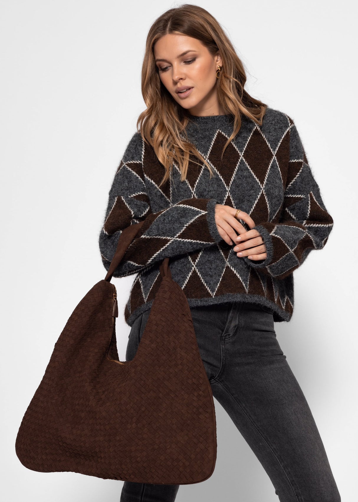 Umhängetasche in Wildlederoptik - braun