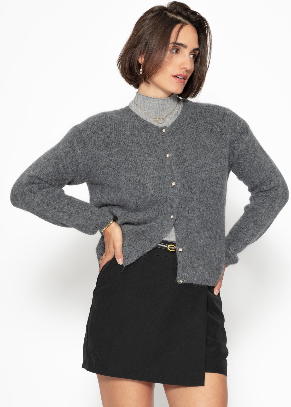 Weicher Strickcardigan mit Zierknöpfen - grau