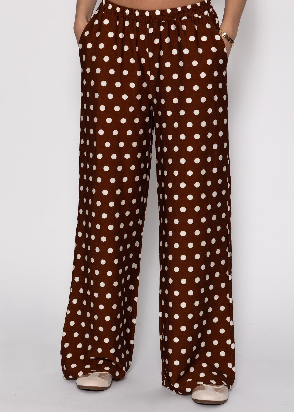 Weite Hose mit Punktemuster - braun-beige