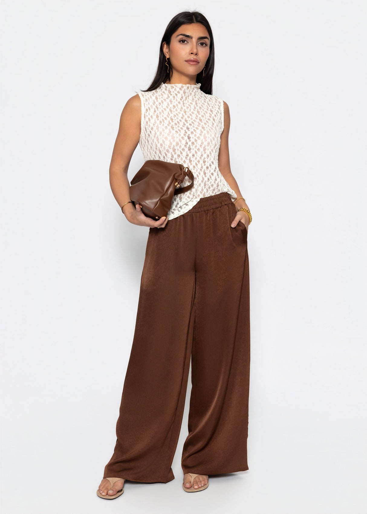 Satin pants with wide leg - brown