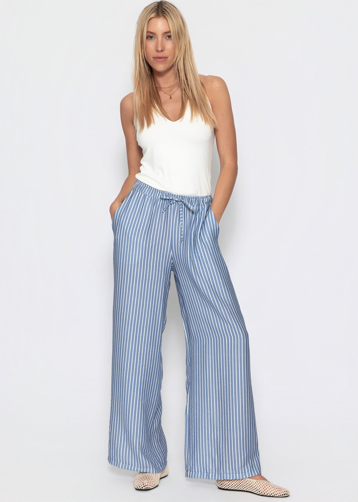 Wide Leg Hose mit Streifen und Bindeband - blau