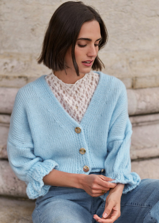 Cardigan with three-quarter sleeves - light blue