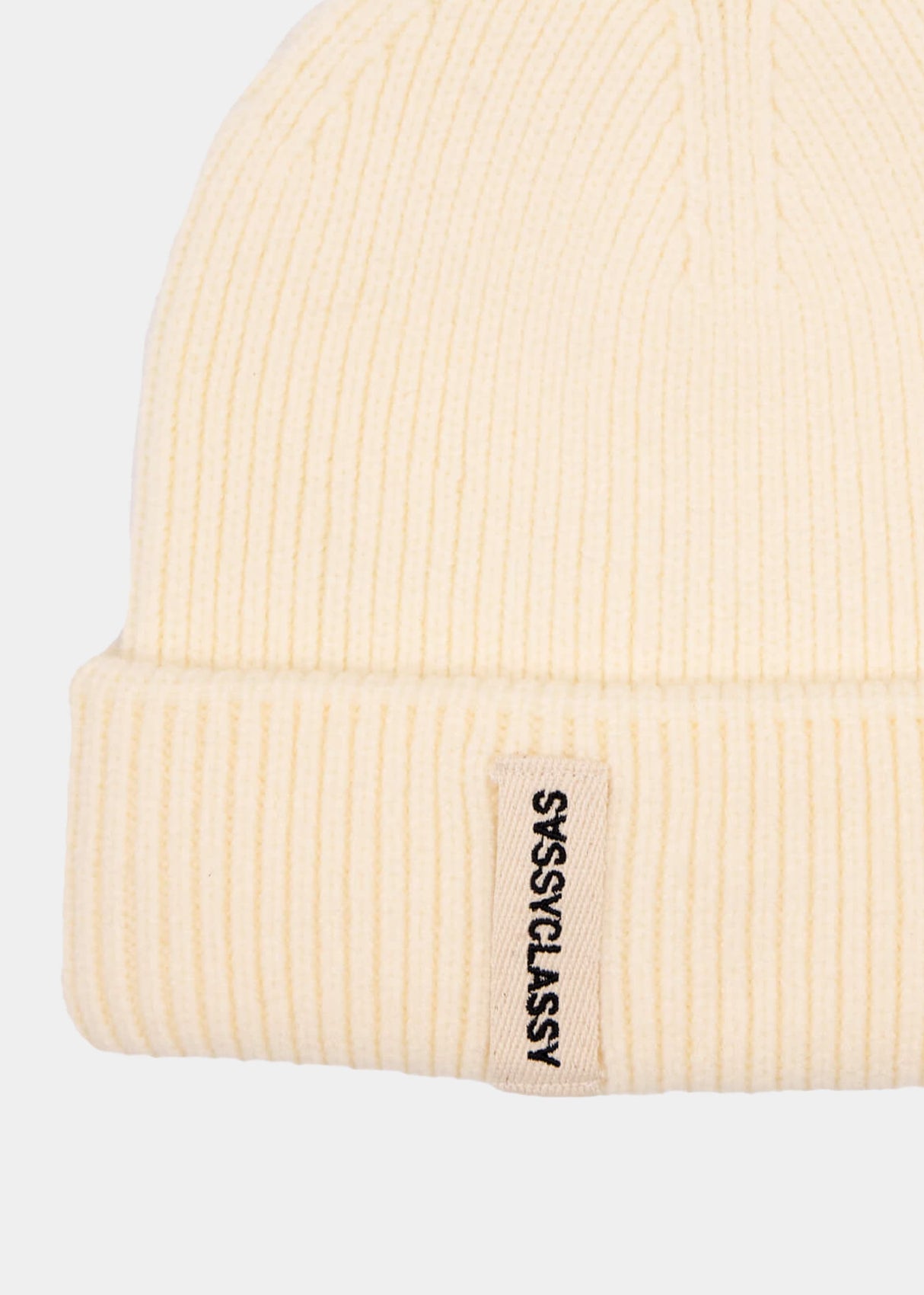 SASSYCLASSY Beanie - off-white