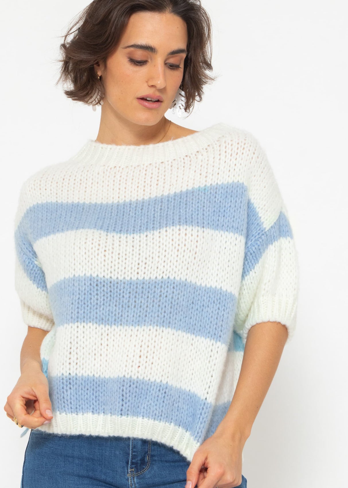 Short-sleeved striped sweater - blue-off-white