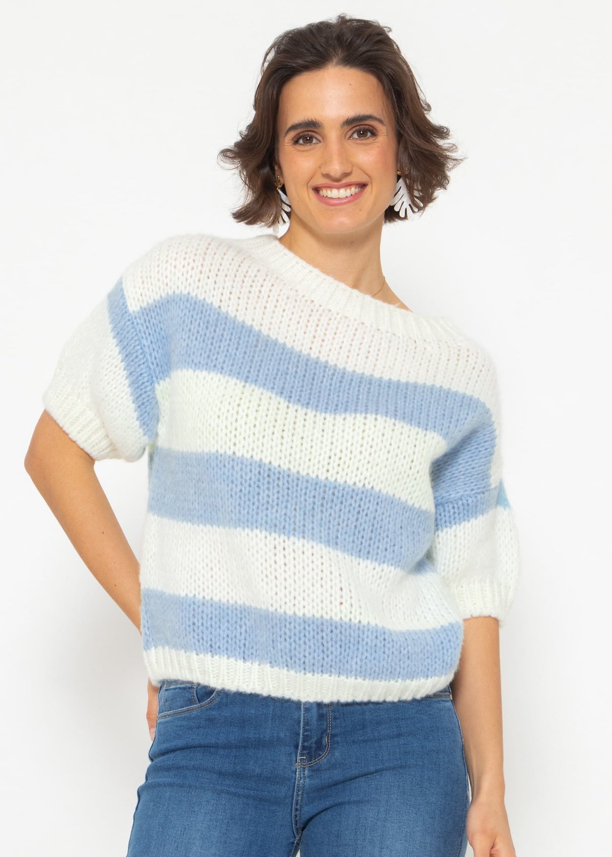 Short-sleeved striped sweater - blue-off-white