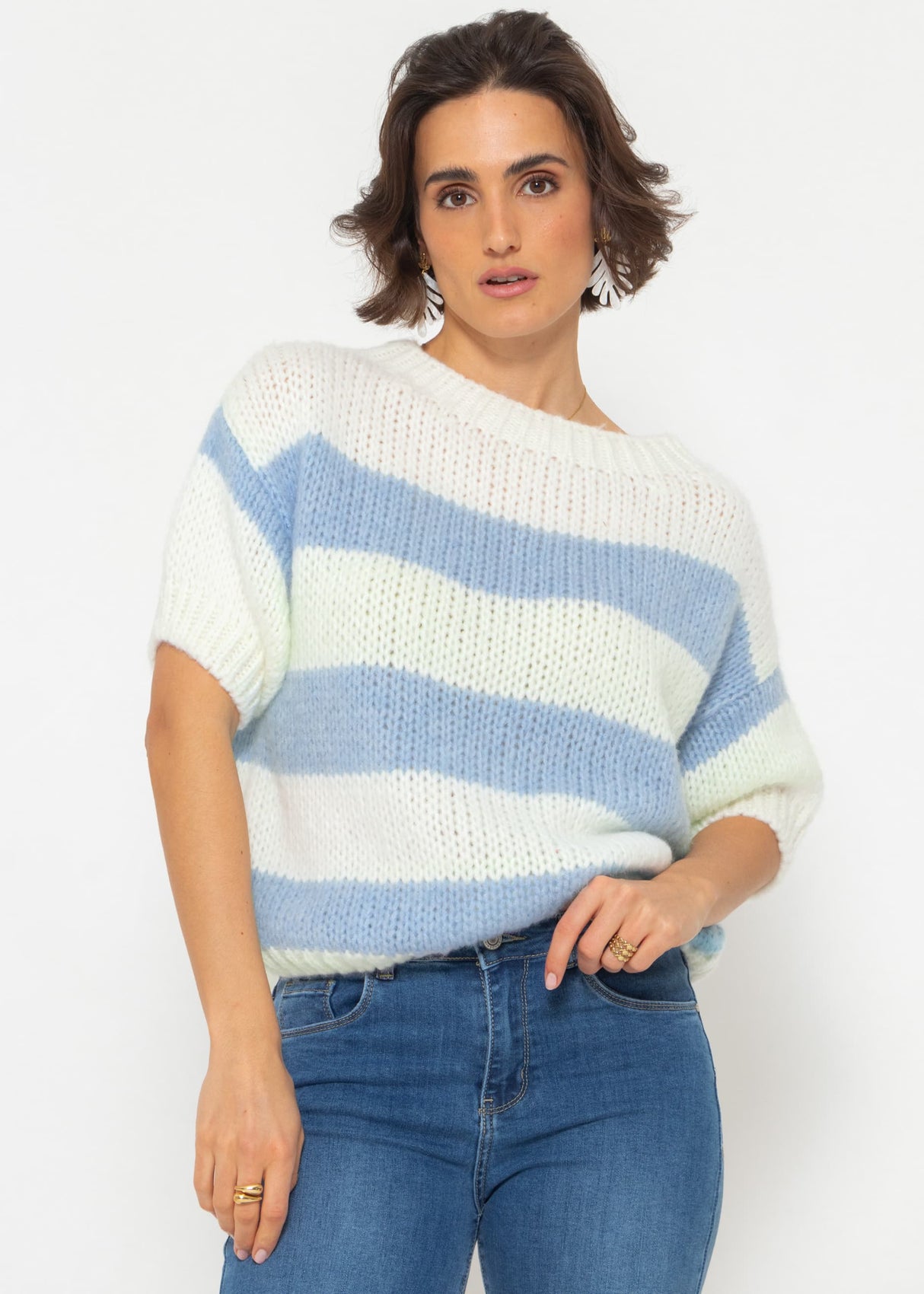 Short-sleeved striped sweater - blue-off-white