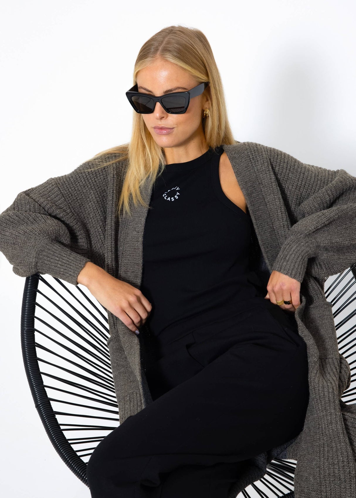 Langer super soft Cardigan mit Taschen - dunkelgrau