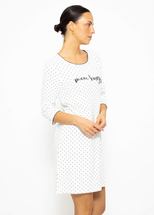 Nightdress with polka dots - white