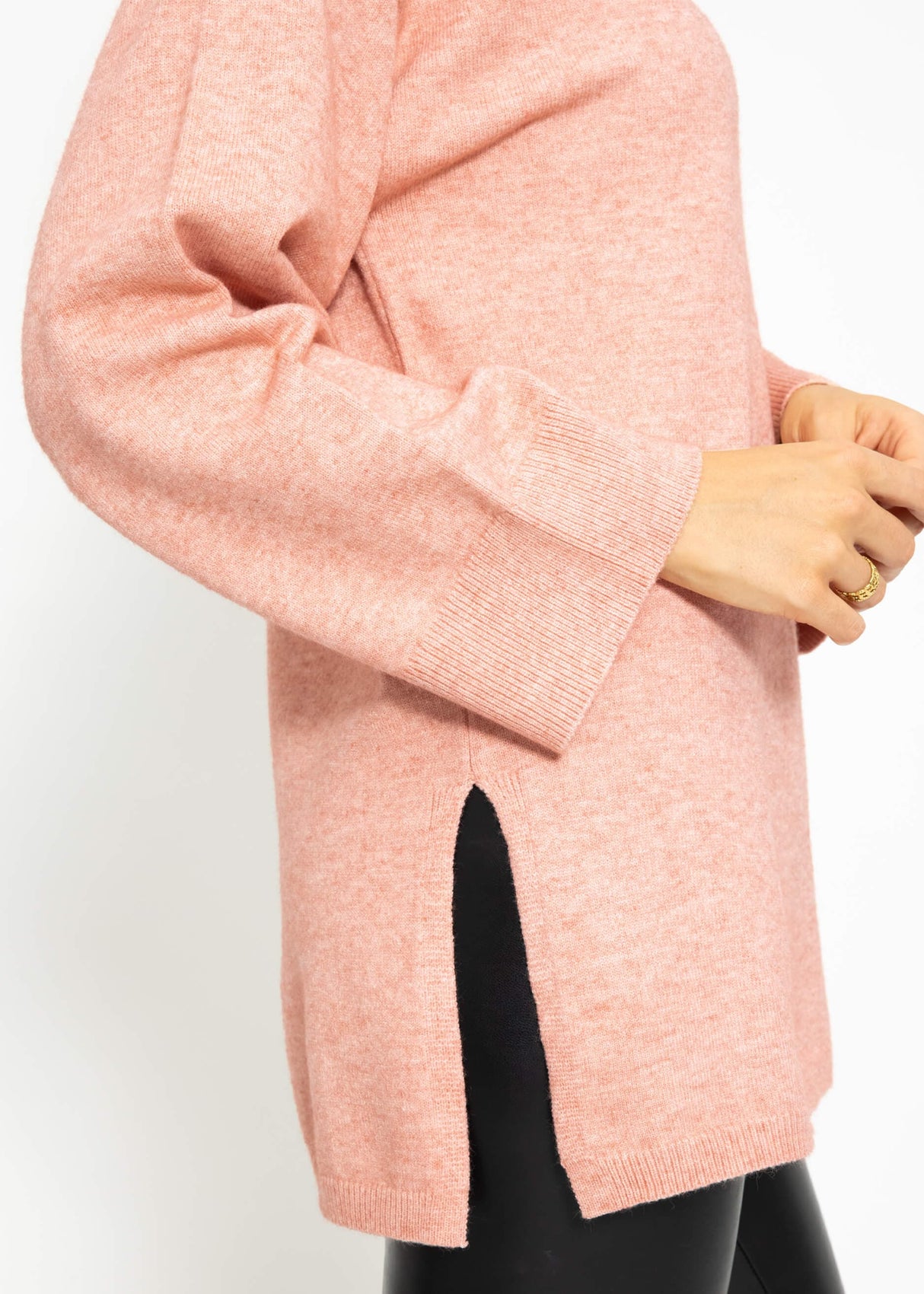 Oversize Pullover mit Seitenschlitzen - rosa