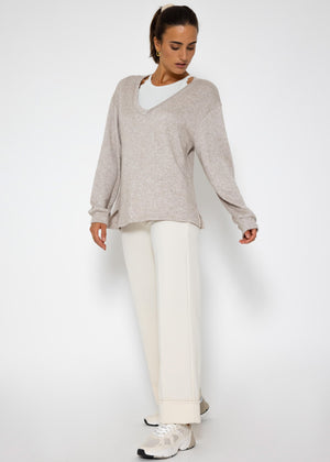 Oversize soft Sweater mit tiefem V-Ausschnitt - taupe