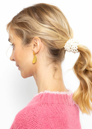 Pearl scrunchie - off-white