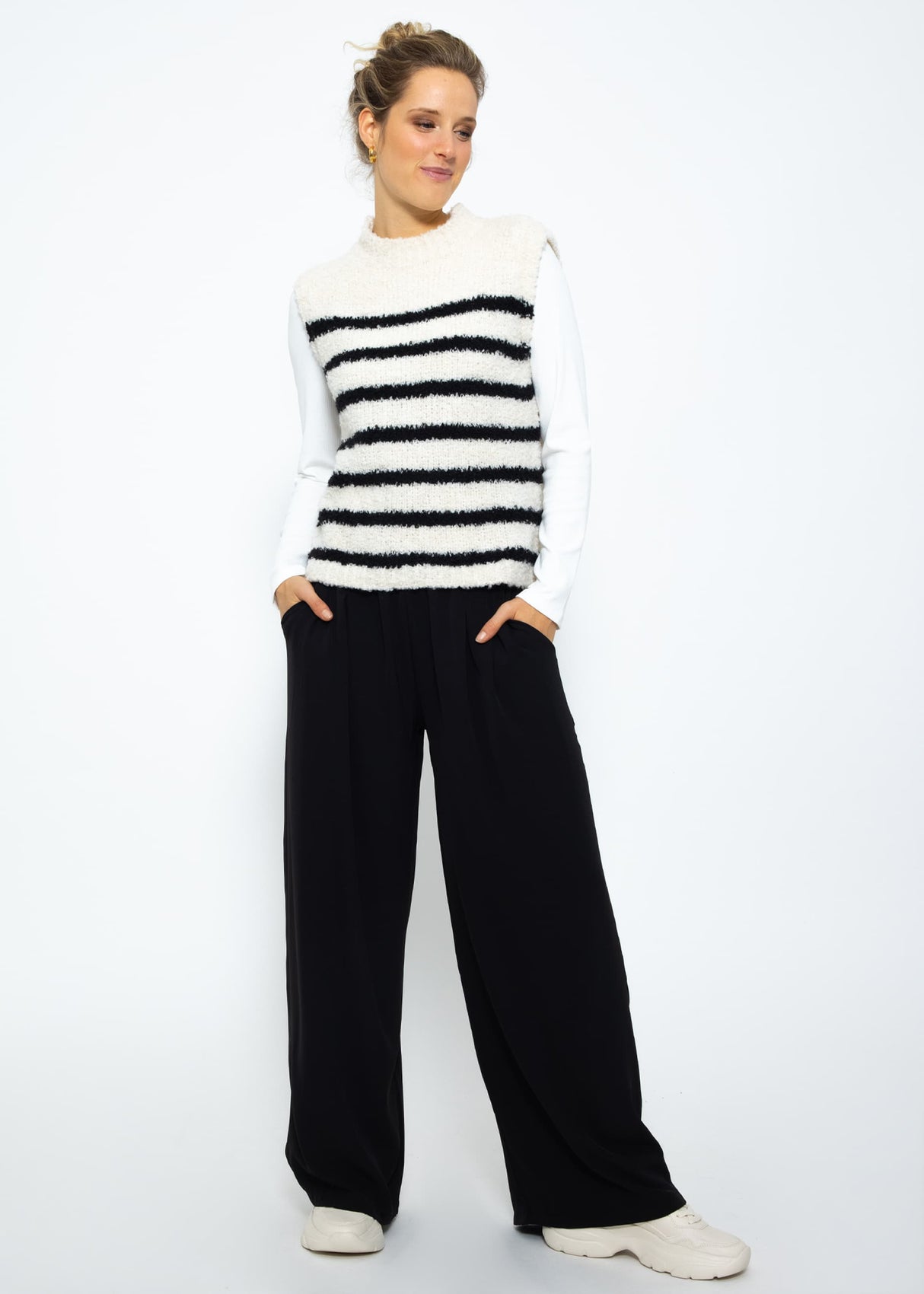 Pullunder mit schwarzen Streifen - offwhite