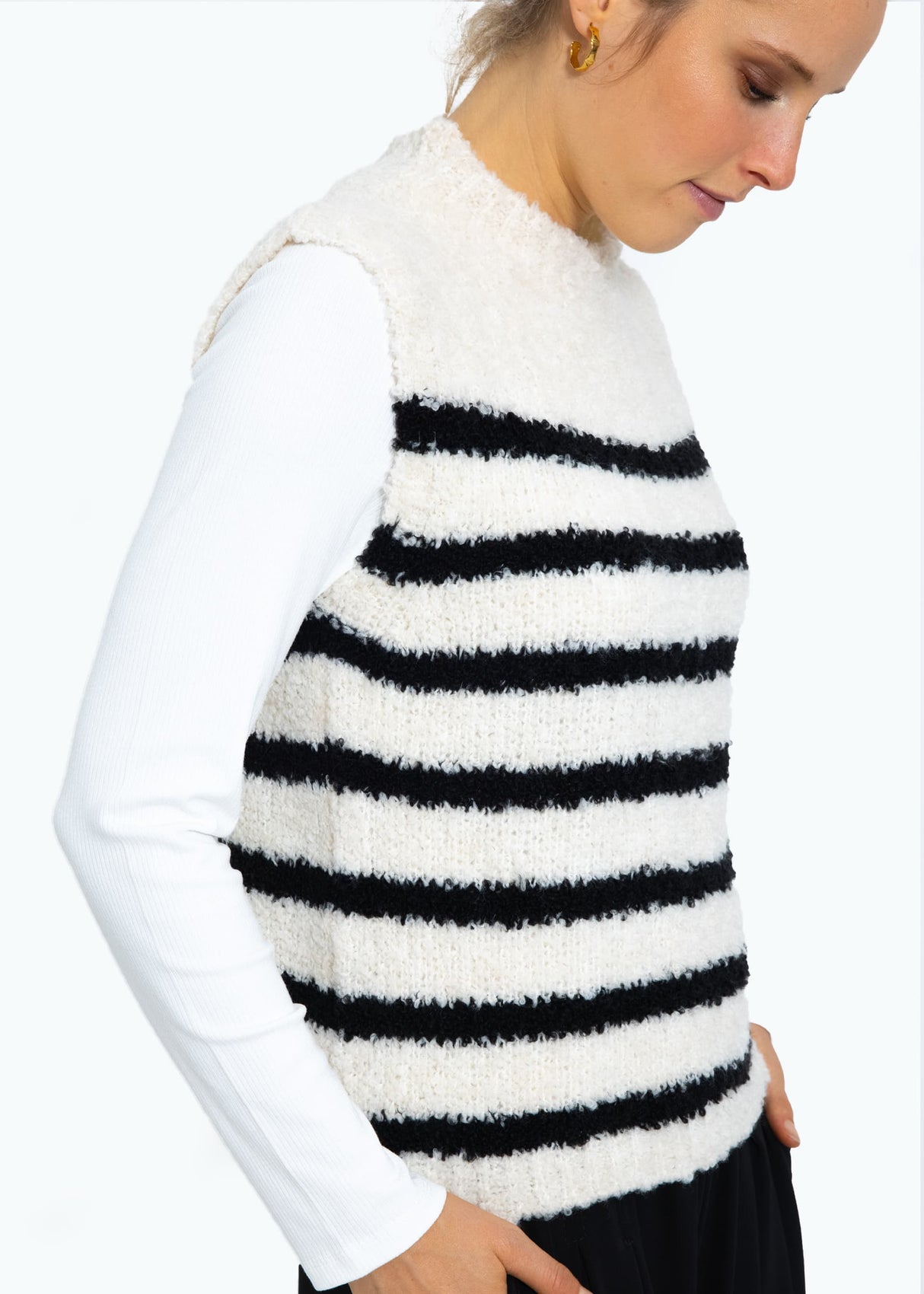 Pullunder mit schwarzen Streifen - offwhite