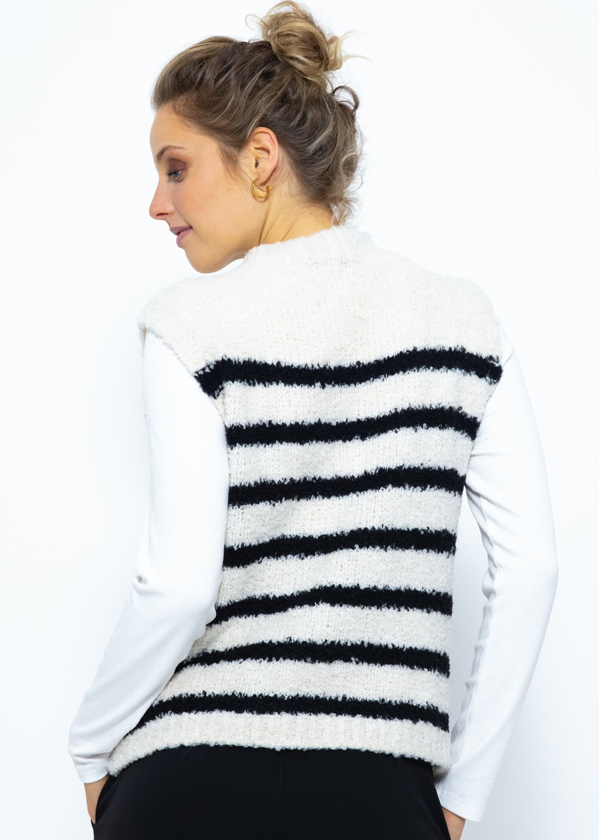 Pullunder mit schwarzen Streifen - offwhite