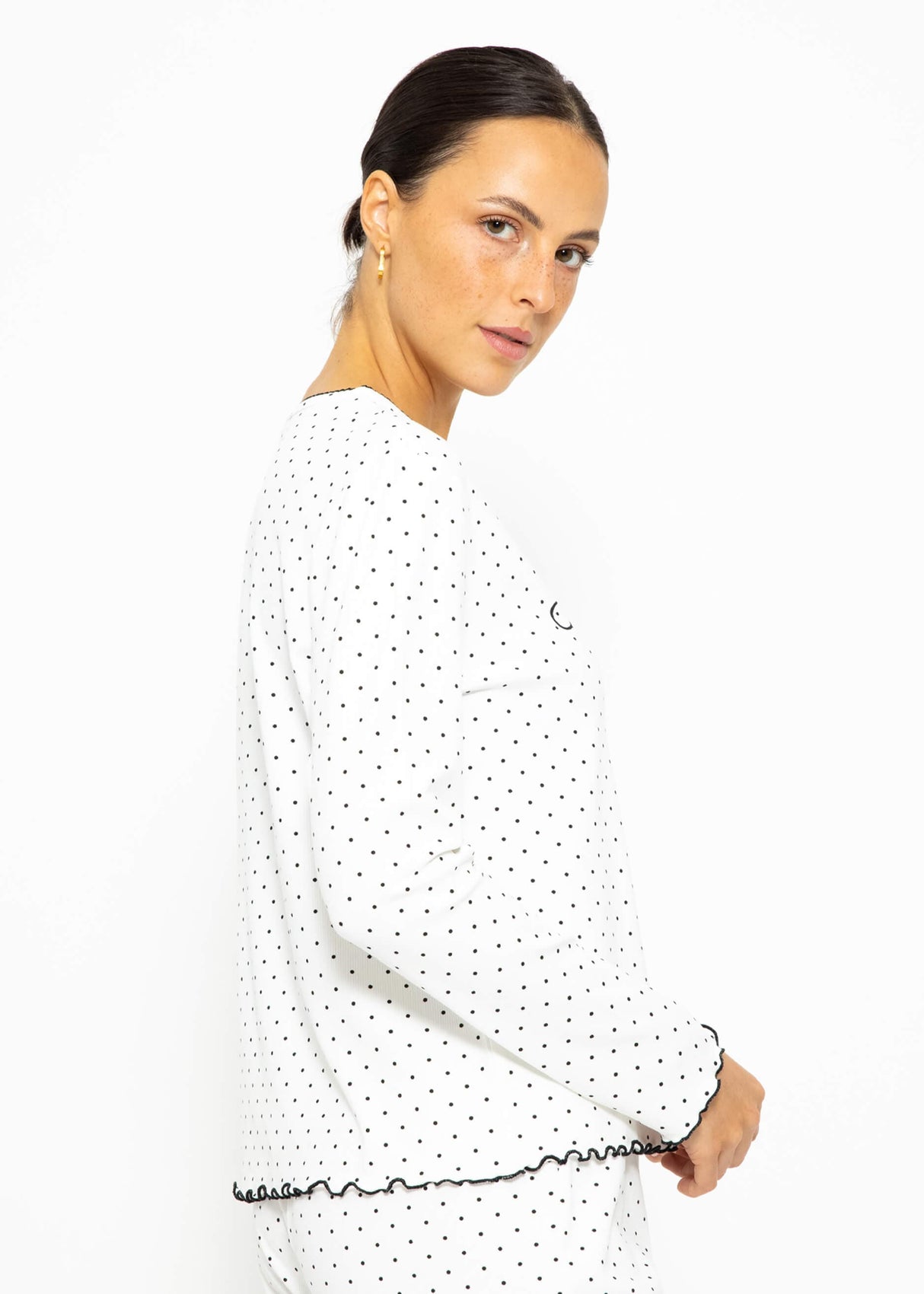 Nightshirt with dots - white