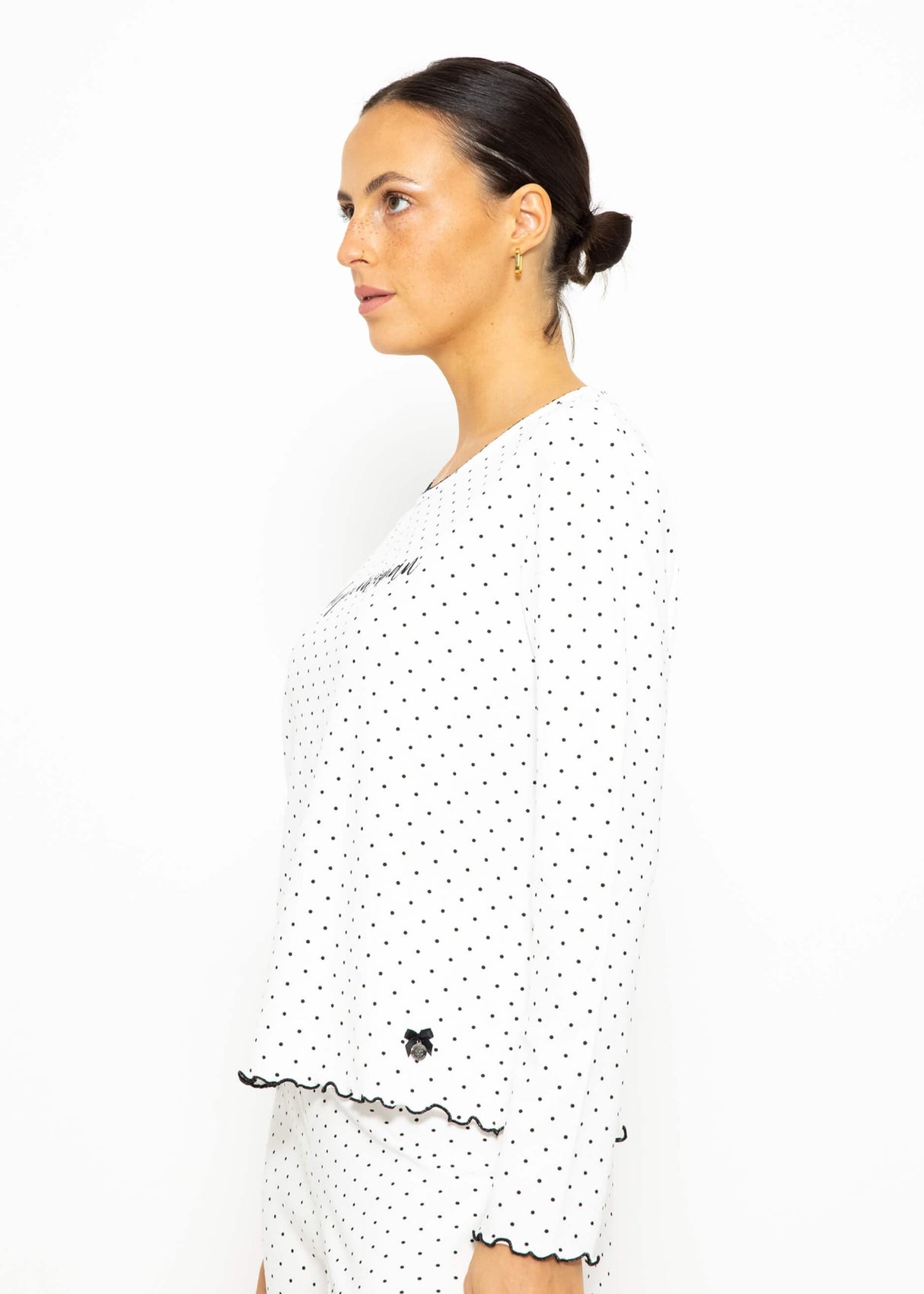 Nightshirt with dots - white