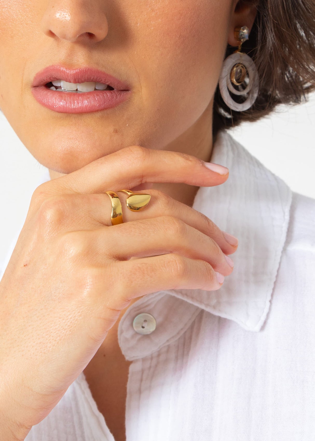 Spiral Ring mit Tropfendesign - gold