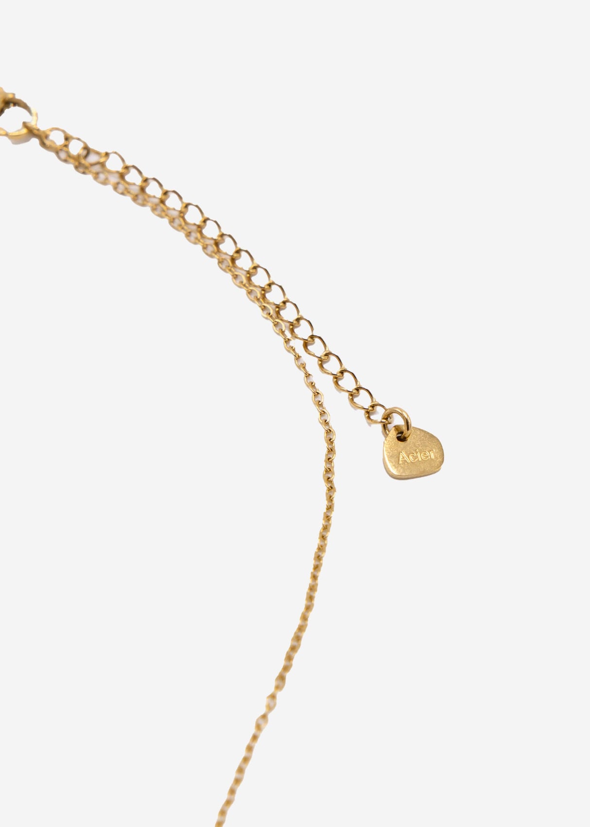Necklace with clover leaves, gold