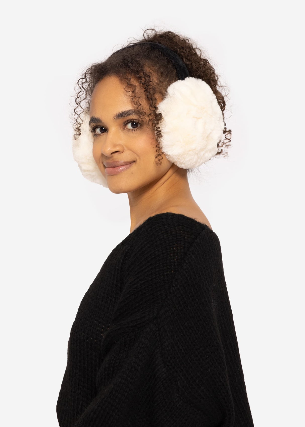 Ear warmers, off-white