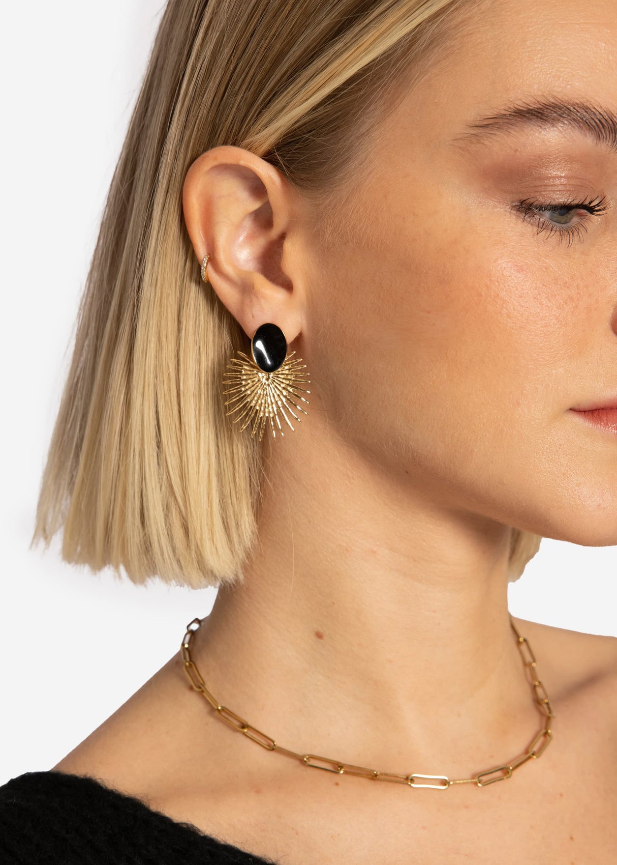 Ohrstecker mit Emaille, gold
