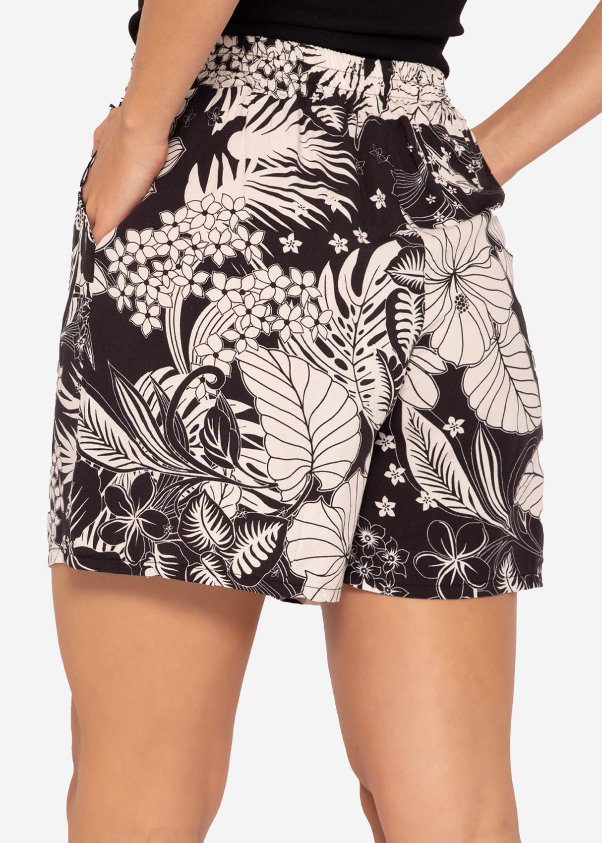 Shorts mit Print - schwarz