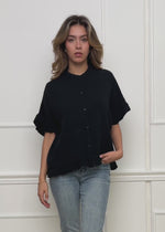 Musselin Bluse mit Rüschensaum - schwarz