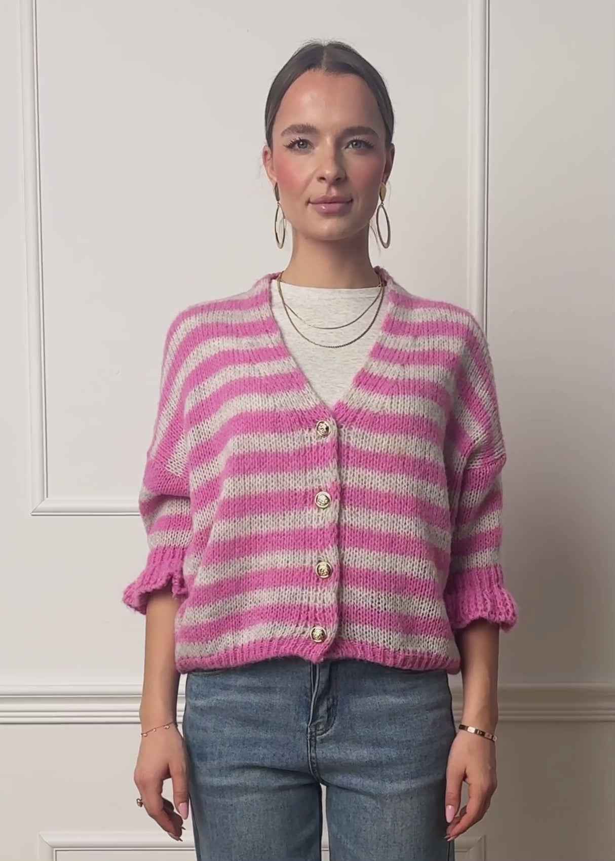 Gestreifter Cardigan mit 3/4-Ärmeln - pink