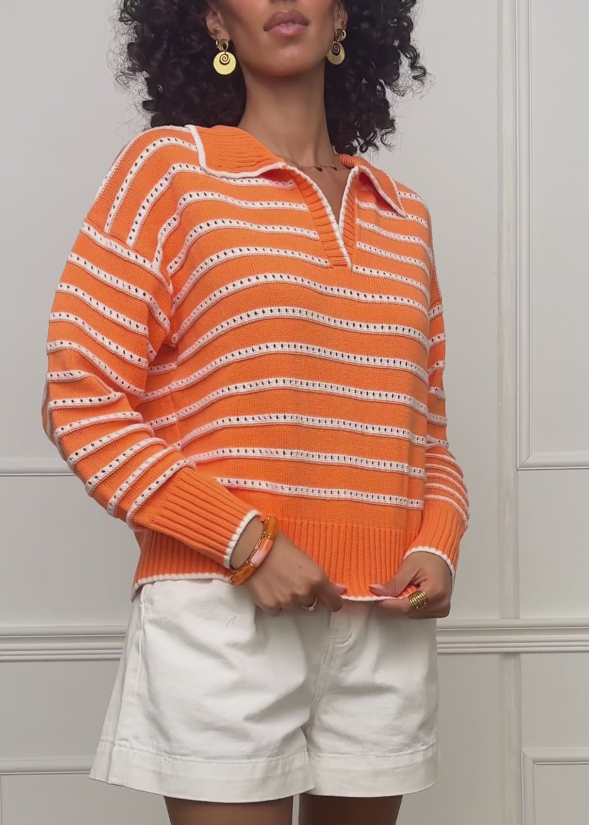 Feinstrickpullover mit Polokragen und Ajourstreifen - orange von SASSYCLASSY